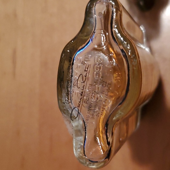 OSCAR DE LA RENTA 2 Eau de Toilette Spray, 1 oz , 98 % Full & 1.7 fl 55% full - Picture 12 of 15